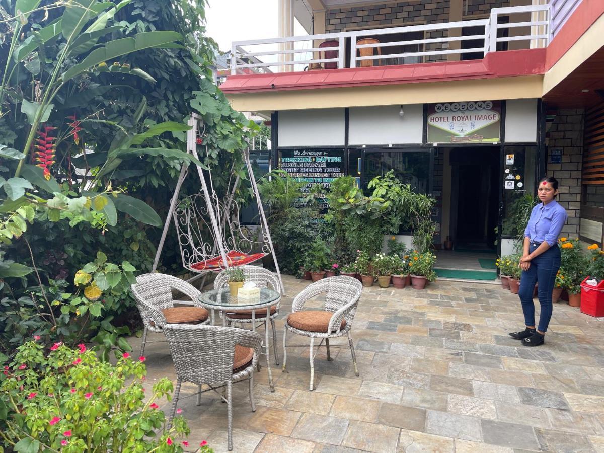 Hotel Royal Image Pokhara Esterno foto