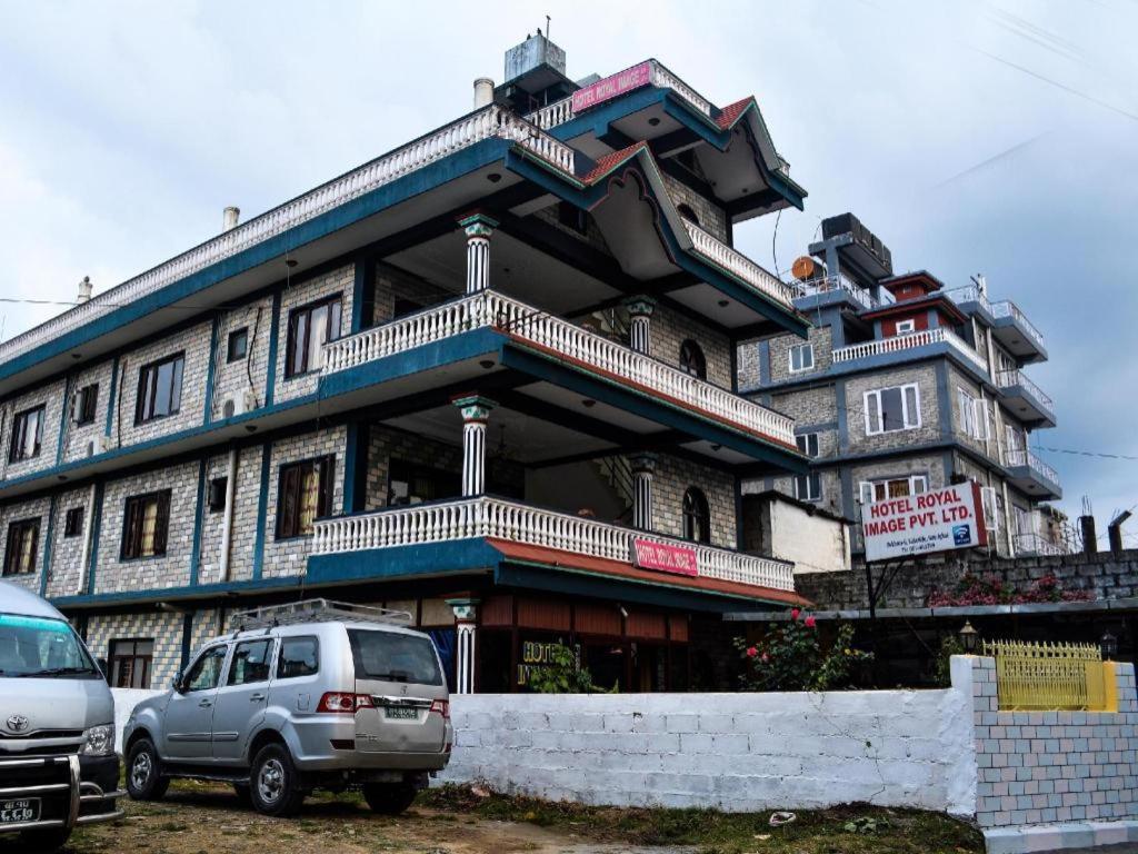 Hotel Royal Image Pokhara Esterno foto